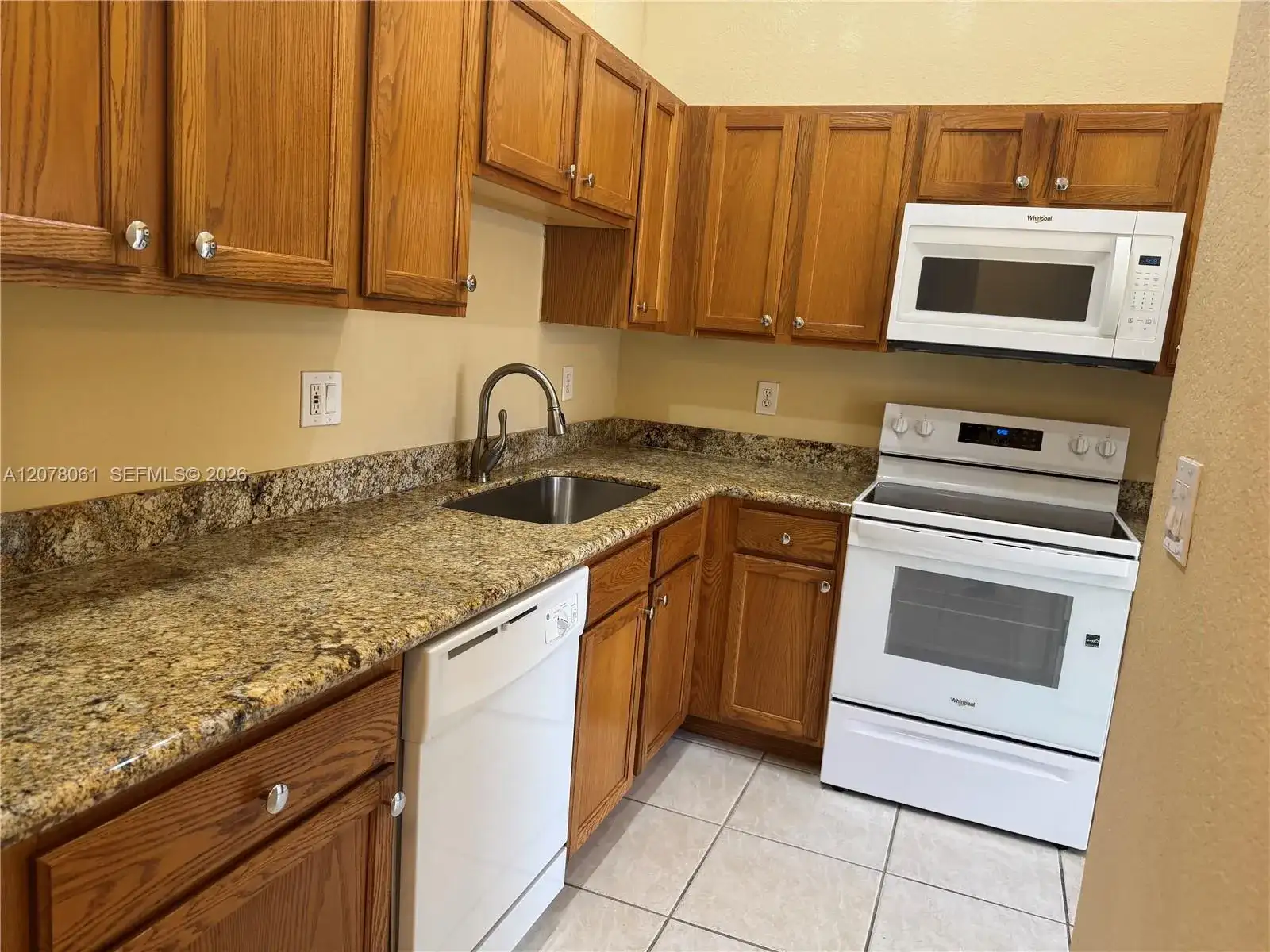 16320 SW 103rd Ter, Miami FL 33196 photo 3
