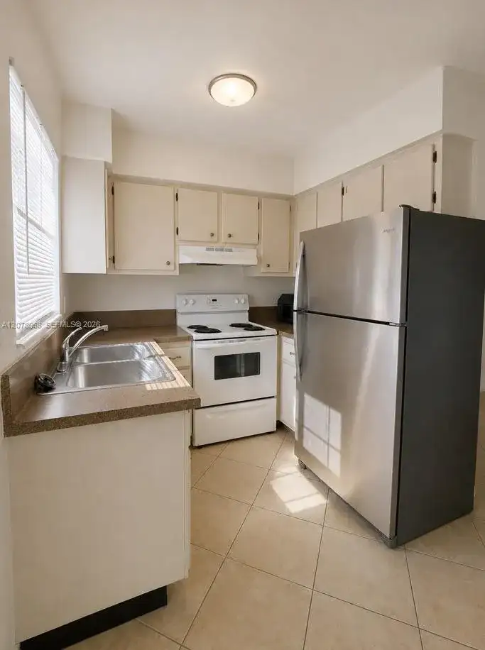 1231 NE 23rd Ave # 3, Pompano Beach FL 33062 photo 4