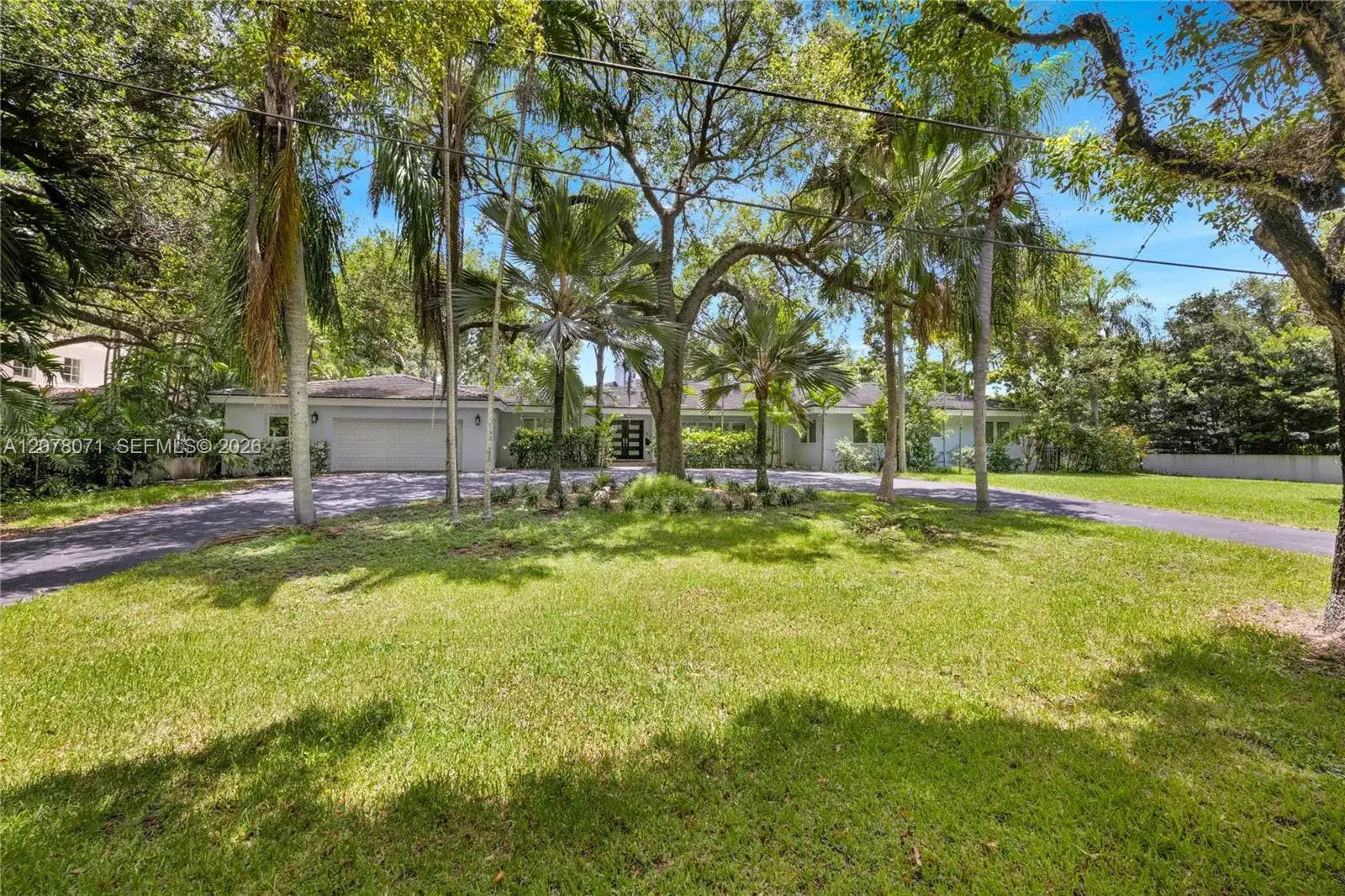 3709 Alhambra Ct, Coral Gables FL 33134 photo 4