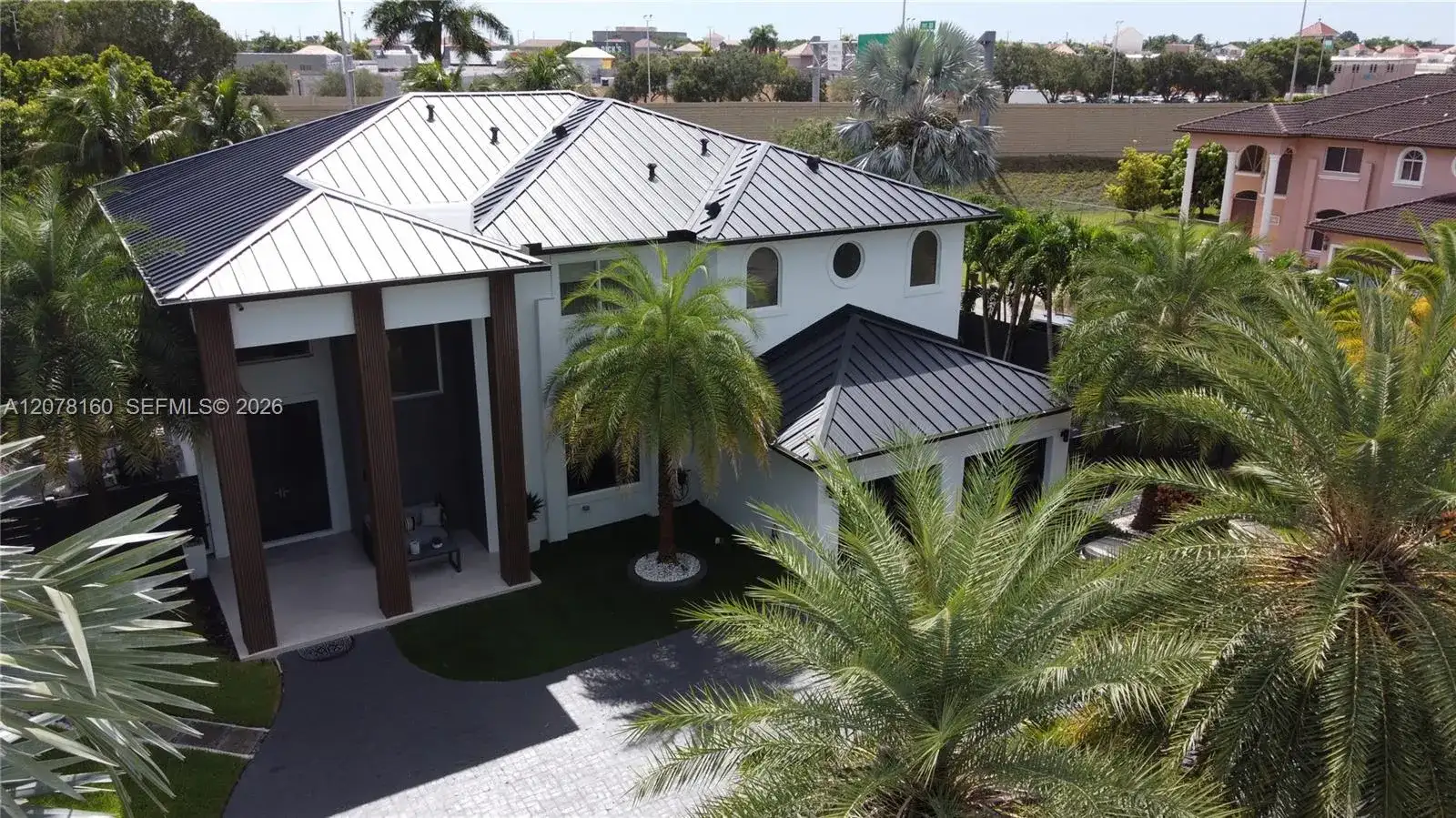 8211 SW 122nd Ave, Miami FL 33183 photo 2