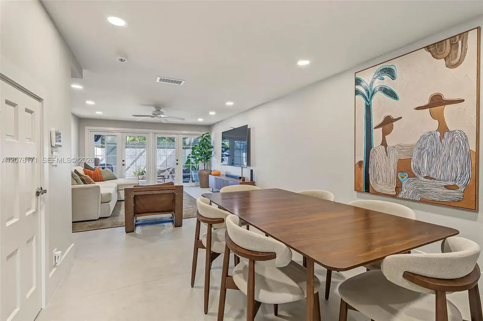 825 SE 2nd St # 825, Fort Lauderdale FL 33301 photo 3