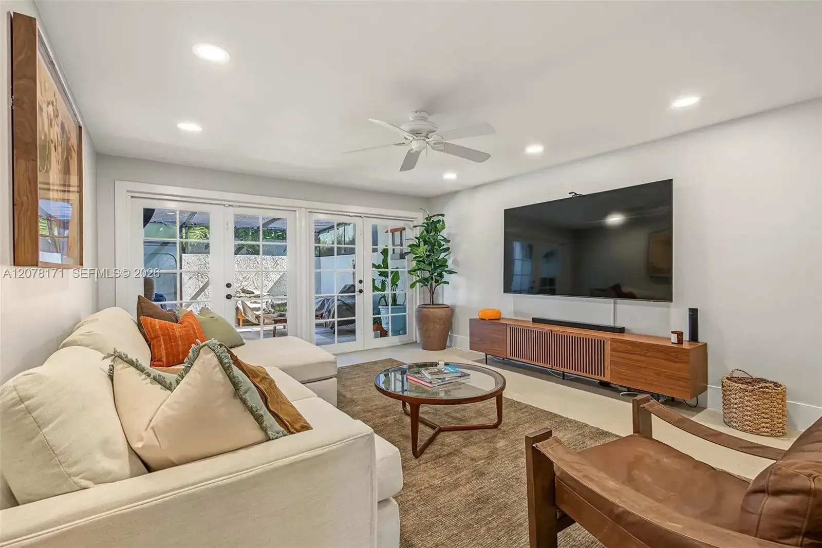 825 SE 2nd St # 825, Fort Lauderdale FL 33301 photo 4