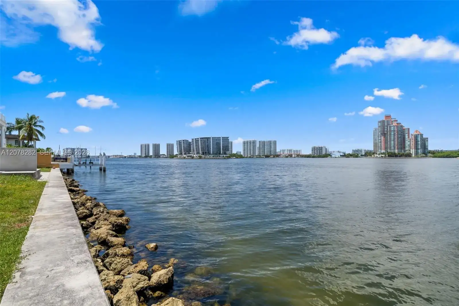 18970 N Bay Rd, Sunny Isles Beach FL 33160 photo 3
