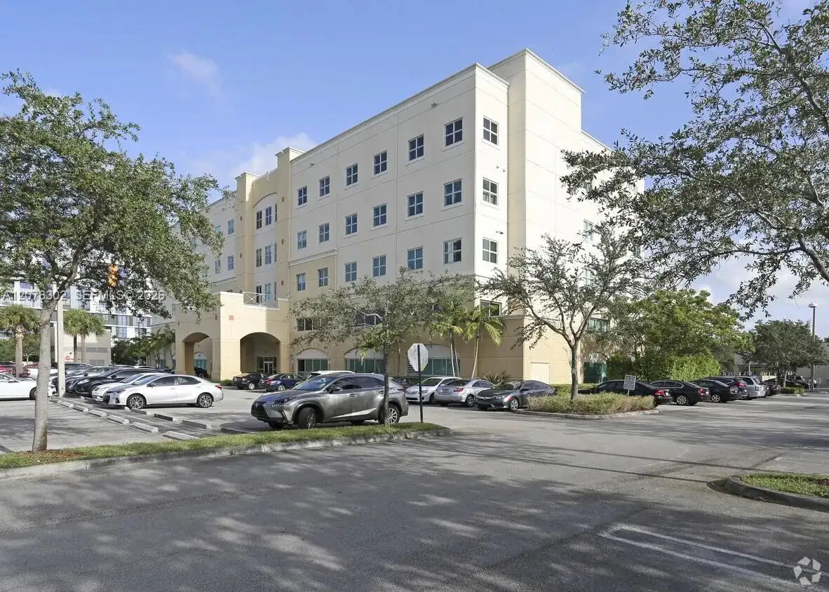 3650 NW 82nd Ave, Doral FL 33166 photo 2