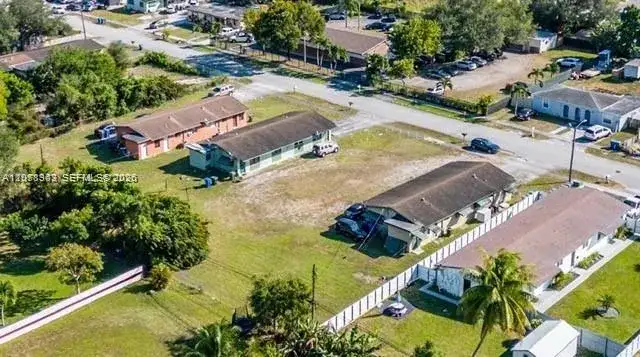 5649 SW 27th St, West Park FL 33023 photo 3