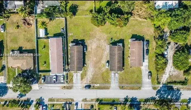 5649 SW 27th St, West Park FL 33023 photo 5