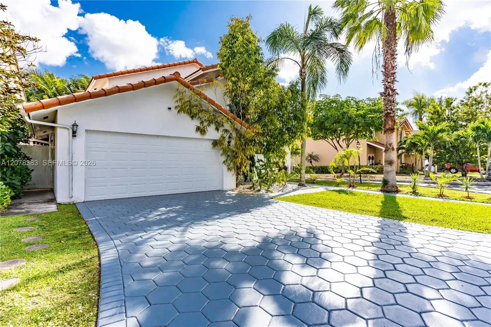 8909 SW 108th Cir Ct, Miami FL 33176 photo 4