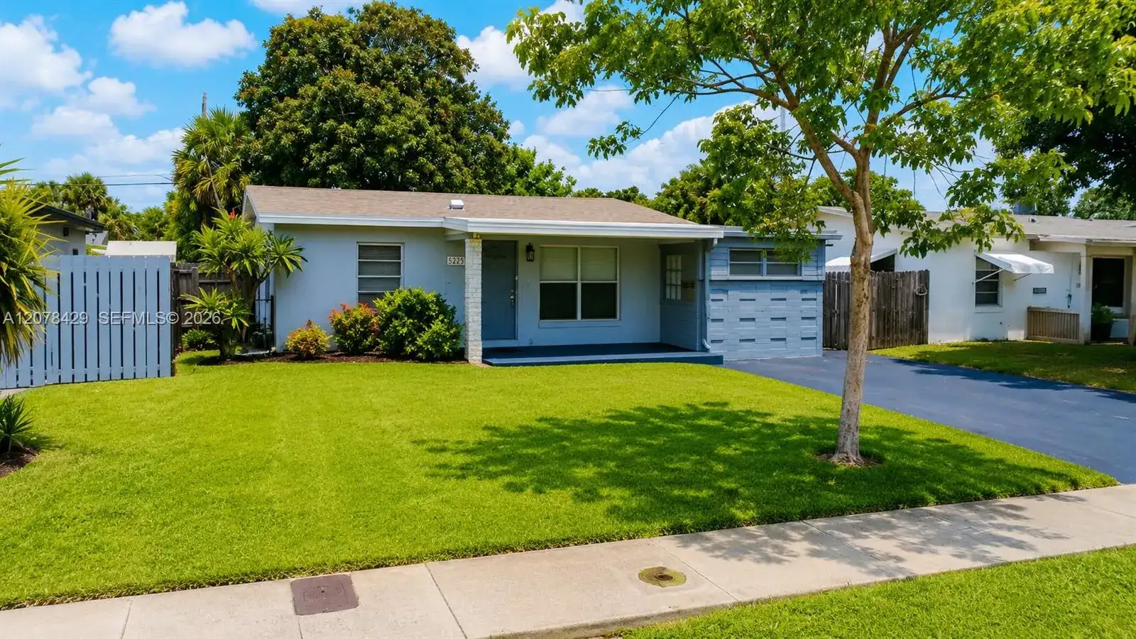 5225 NE 1st Ave, Fort Lauderdale FL 33334 photo 3