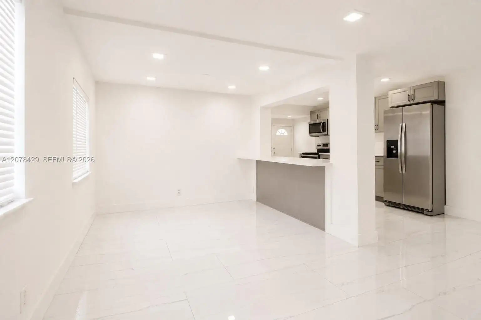 5225 NE 1st Ave, Fort Lauderdale FL 33334 photo 4