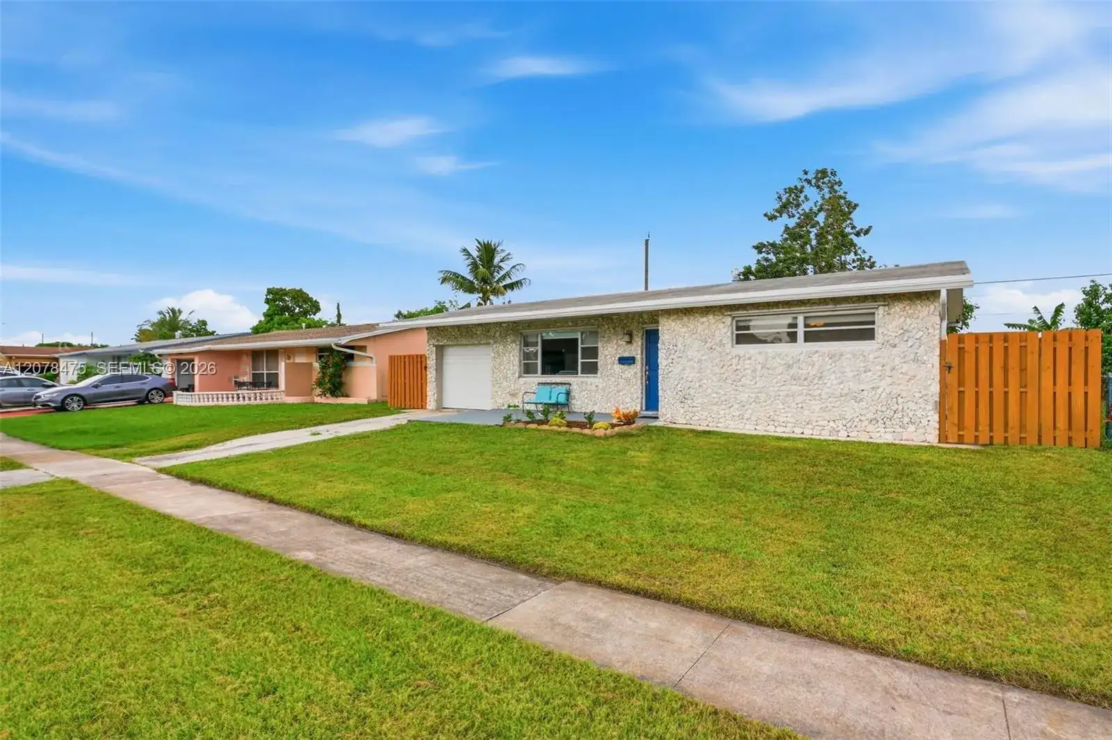 8397 NW 25th Ct, Sunrise FL 33322 photo 2