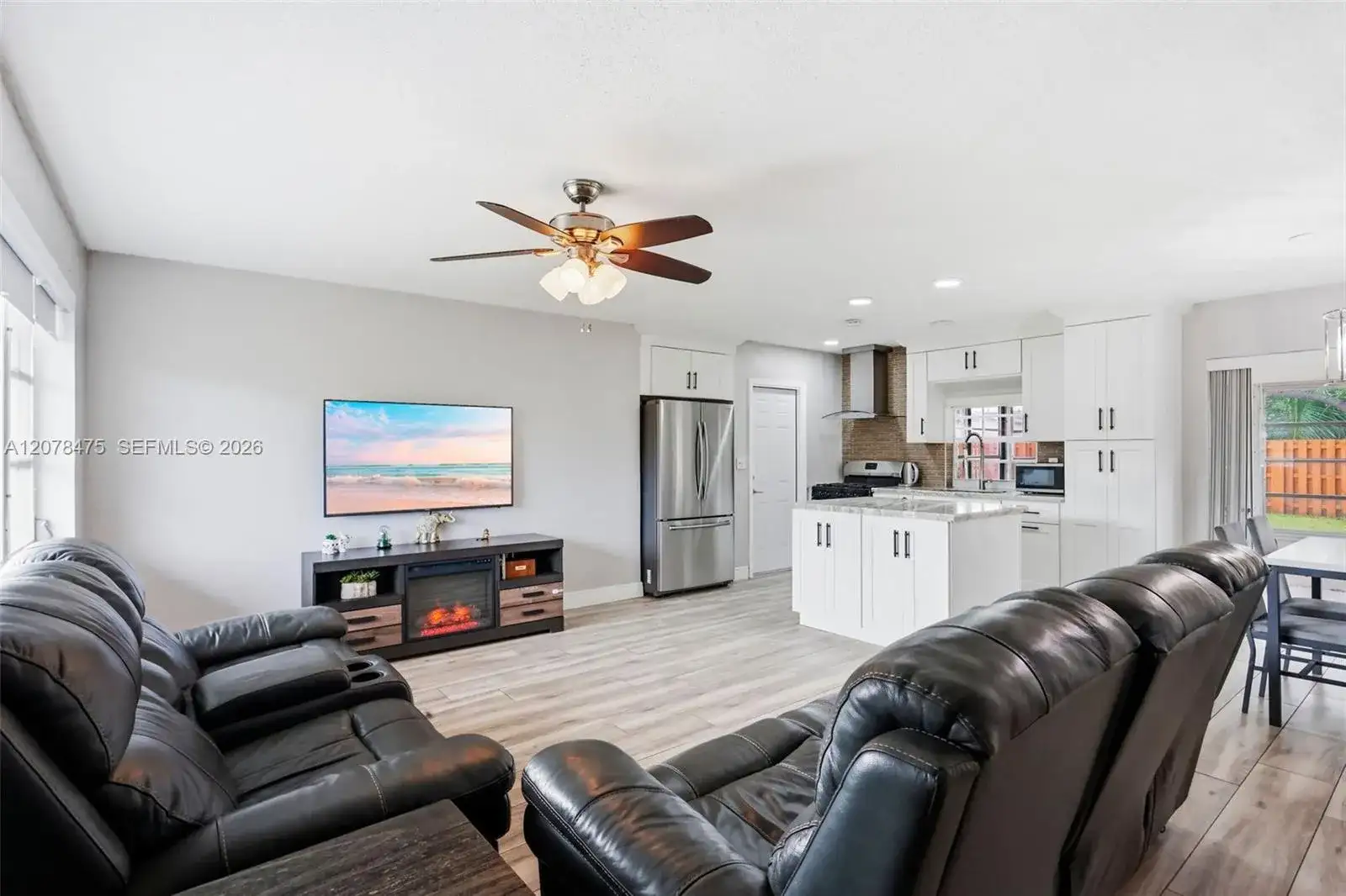 8397 NW 25th Ct, Sunrise FL 33322 photo 5