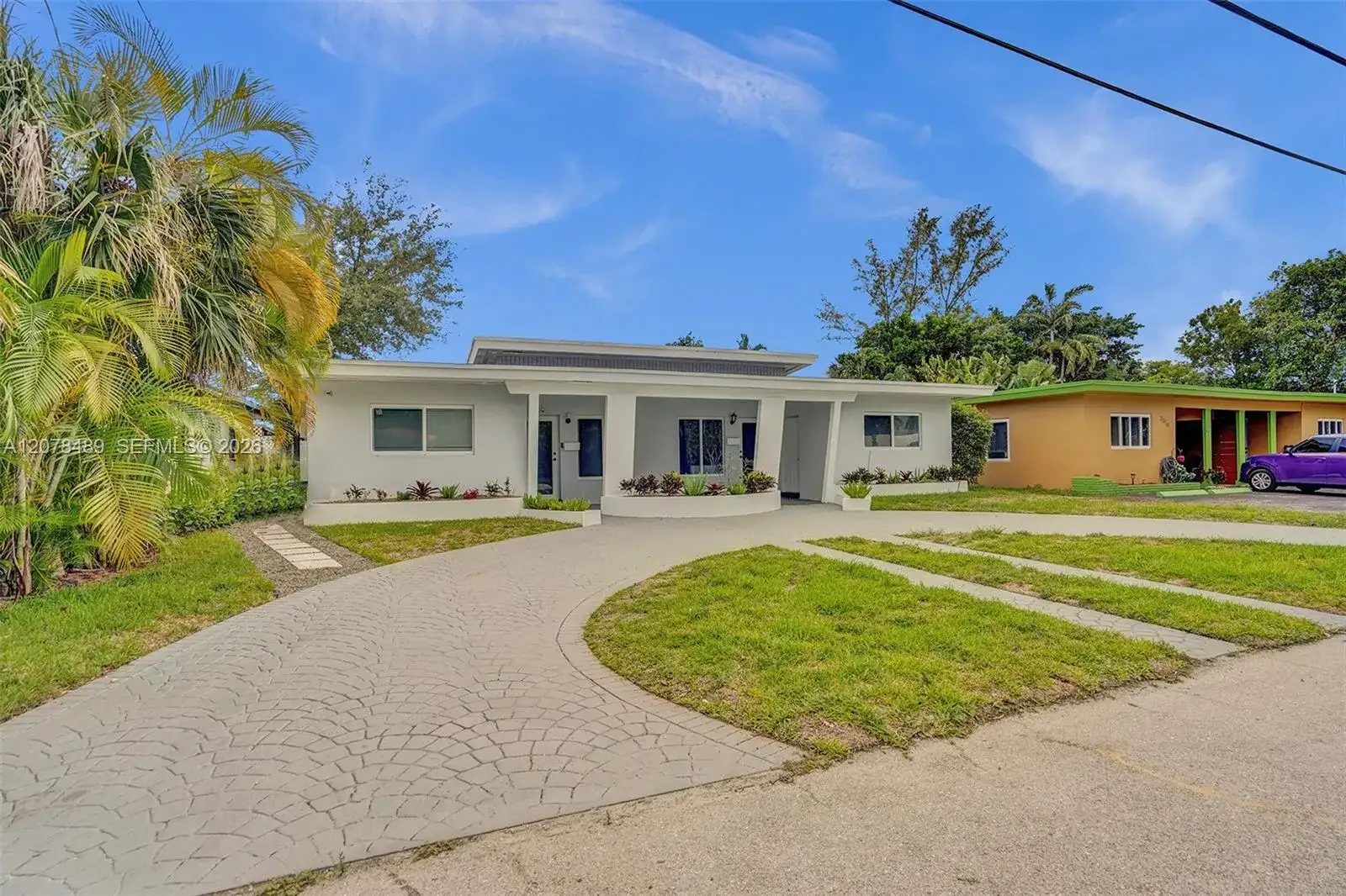 2018-2020 NE 19th St, Fort Lauderdale FL 33305 photo 2