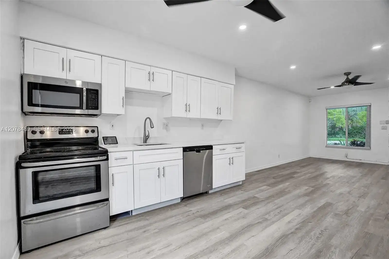 2018-2020 NE 19th St, Fort Lauderdale FL 33305 photo 5
