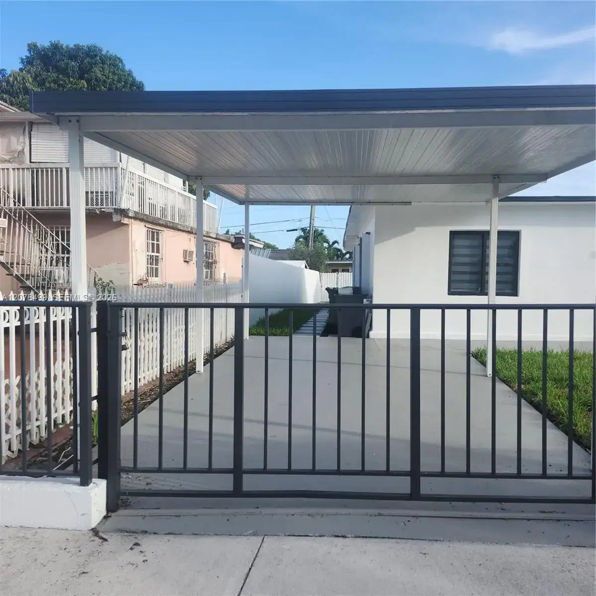 730 E 17th St, Hialeah FL 33010 photo 4