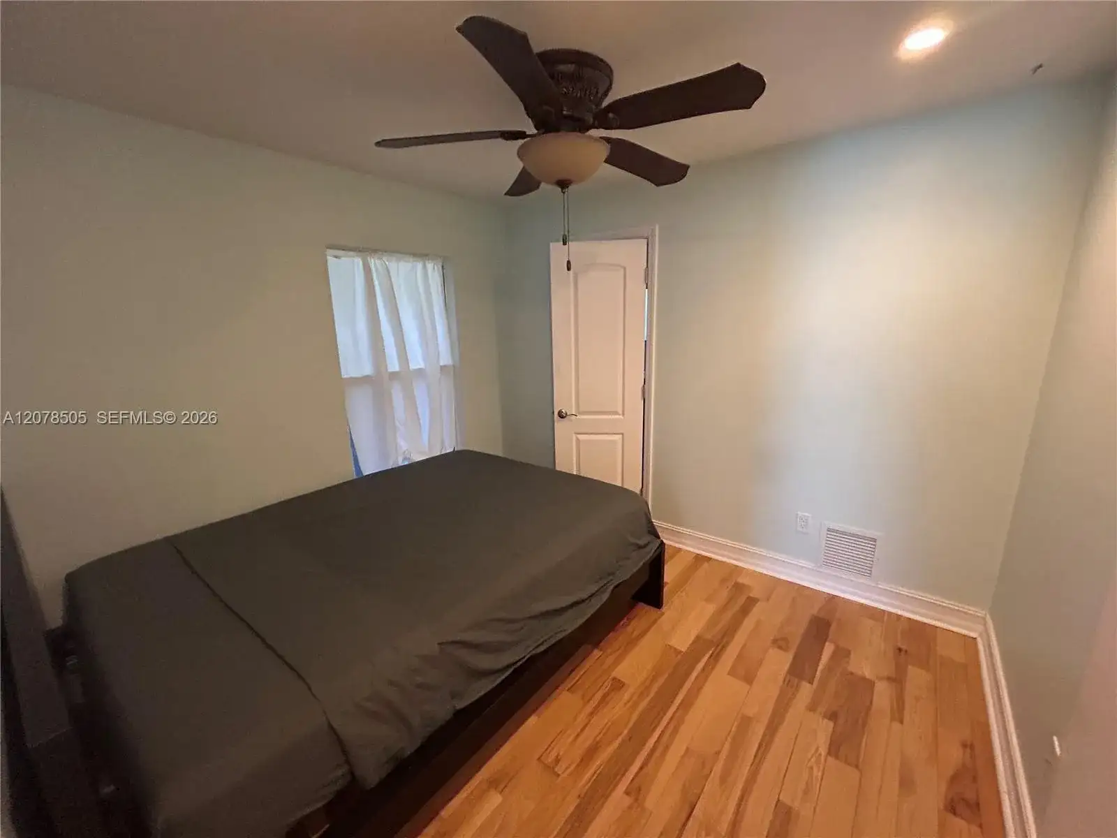 413 S K St, Lake Worth FL 33460 photo 3