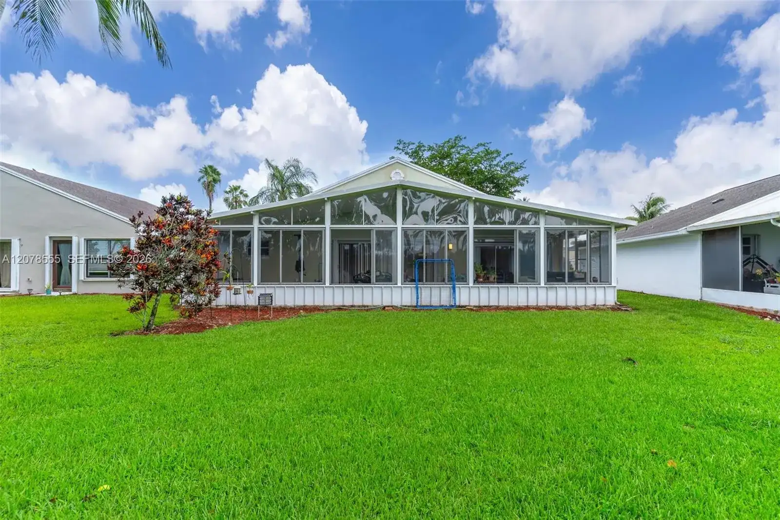 527 SE 27th Dr, Homestead FL 33033 photo 5