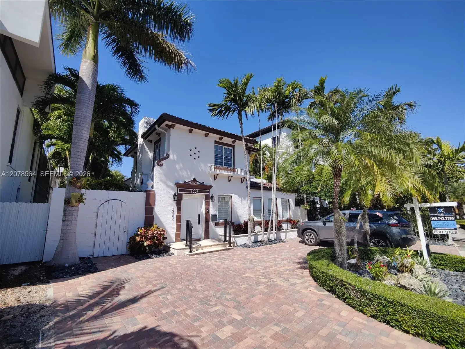 1823 S Bayshore Ln, Miami FL 33133 photo 4