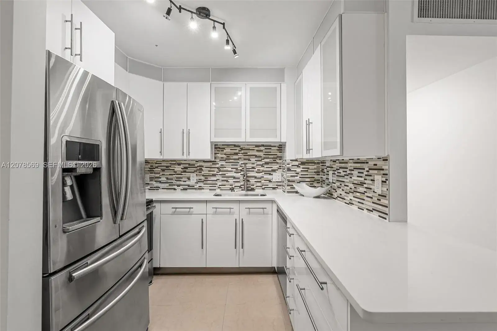 7441 Wayne Ave # 1R, Miami Beach FL 33141 photo 3