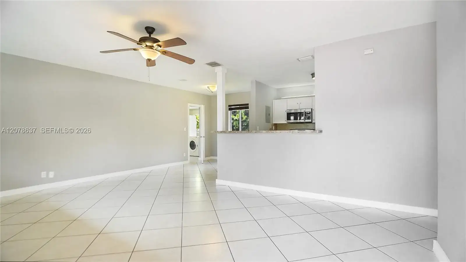 903 NE 2nd St, Hallandale Beach FL 33009 photo 4