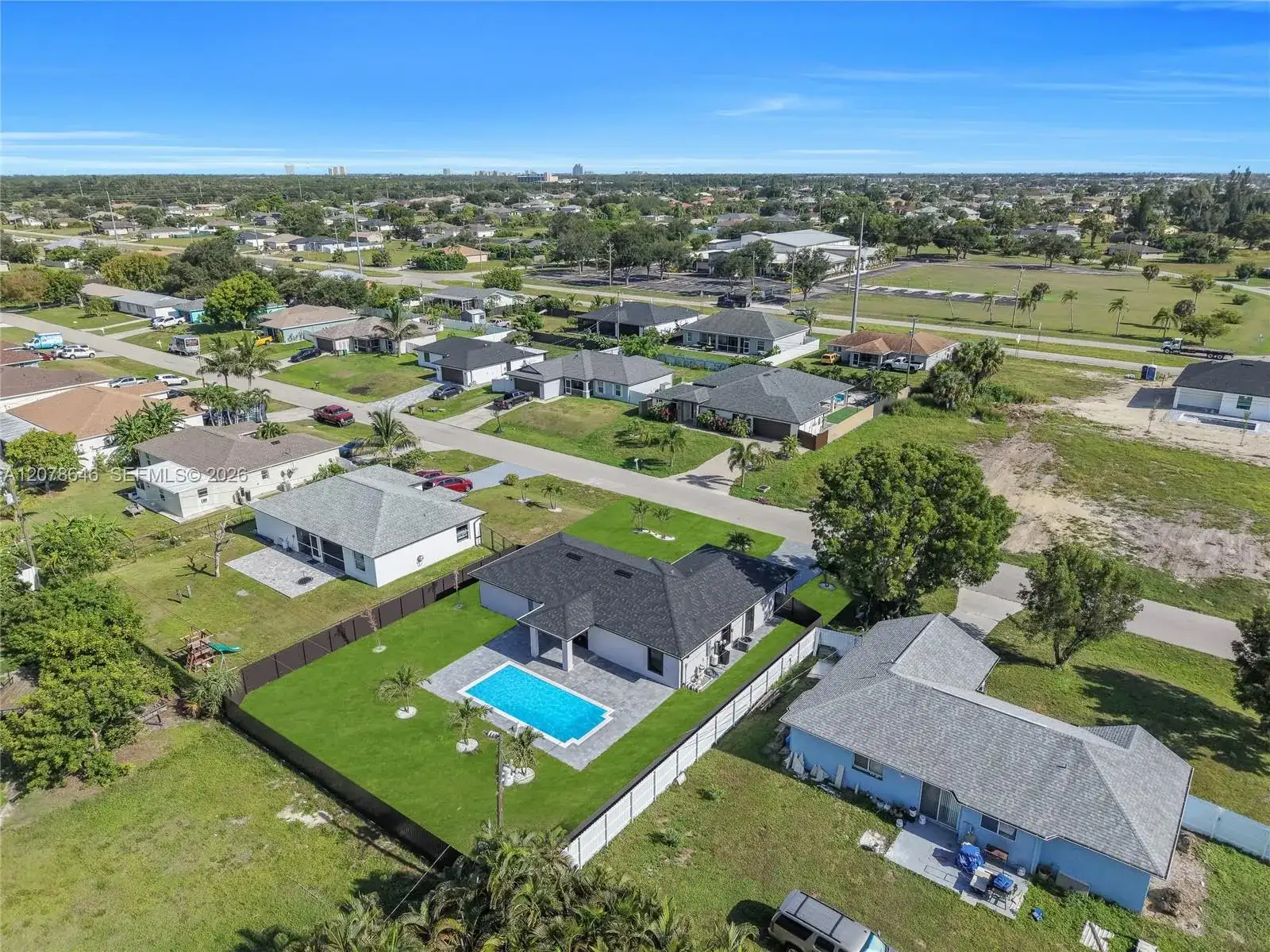 2021 NE 24th ter, Cape Coral FL 33909 photo 5