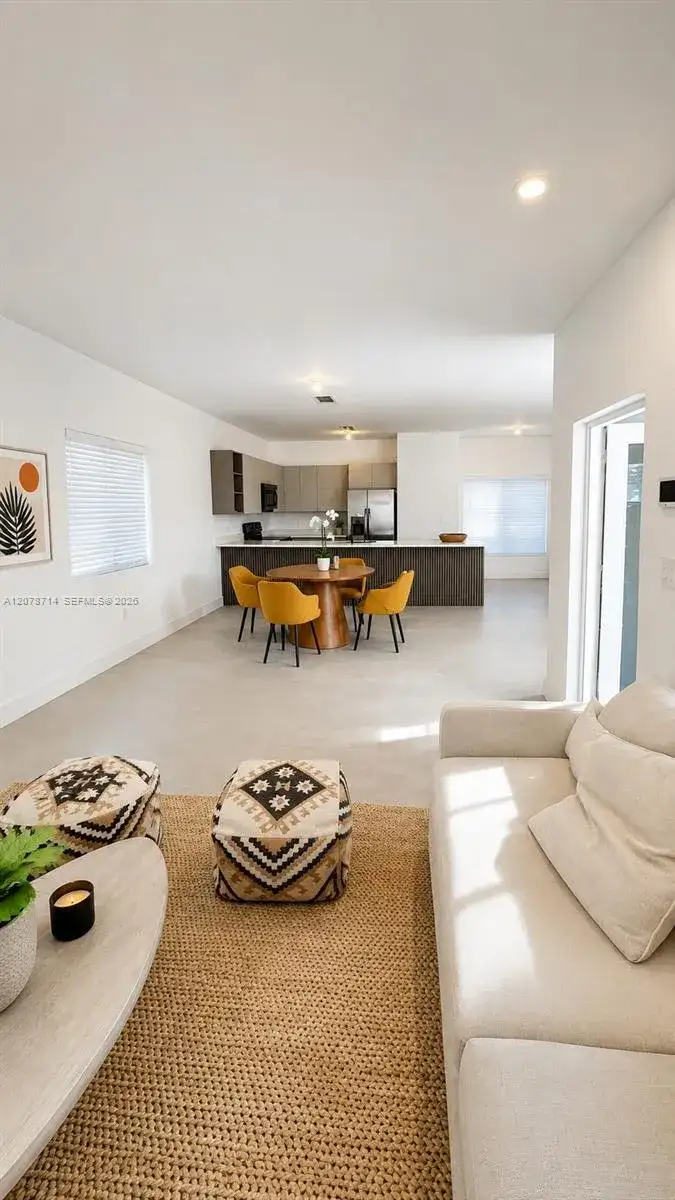 2788 NW 9th Pl, Fort Lauderdale FL 33311 photo 2