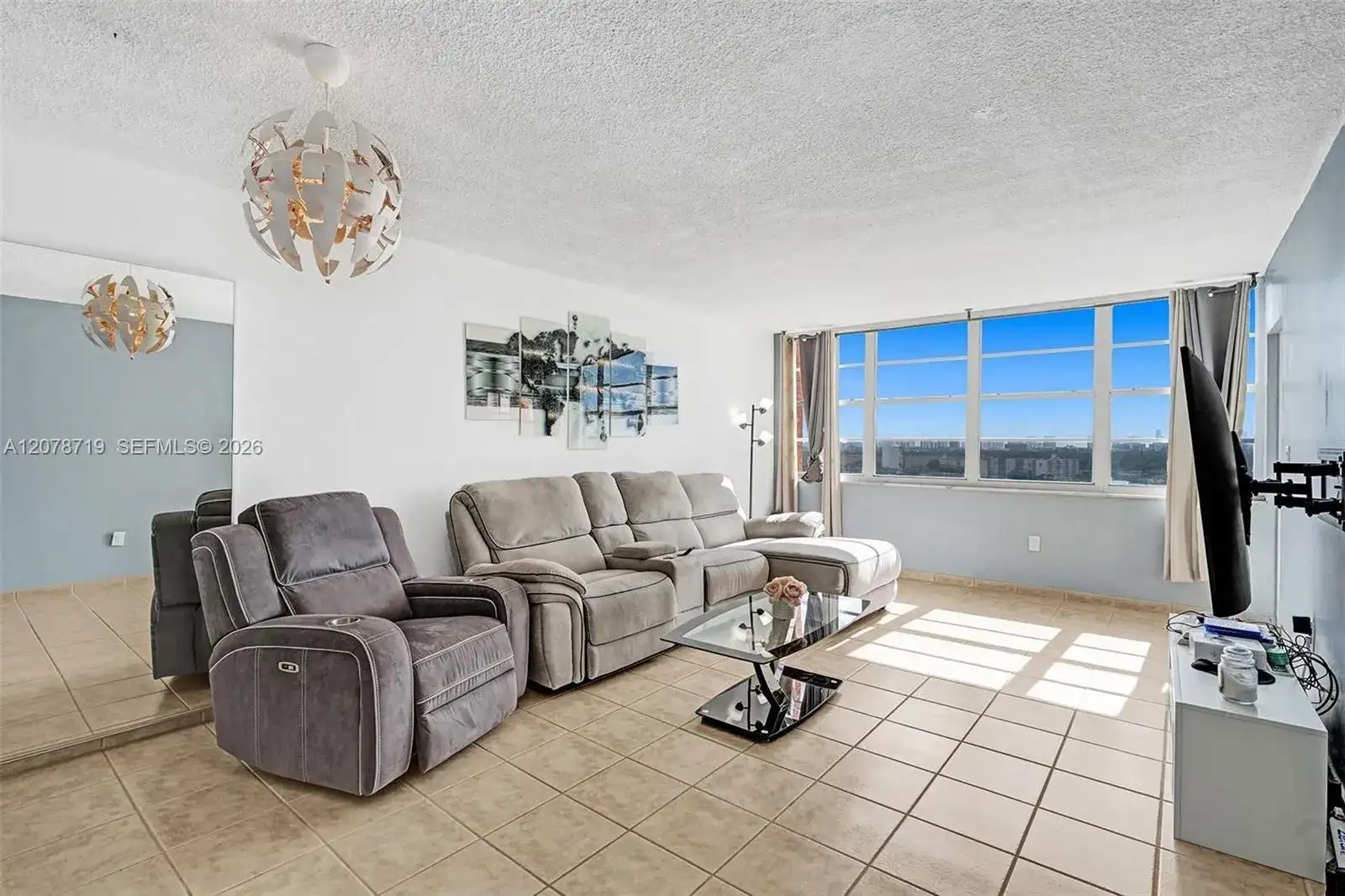 1351 NE Miami Gardens Dr # 1504E, Miami FL 33179 photo 3