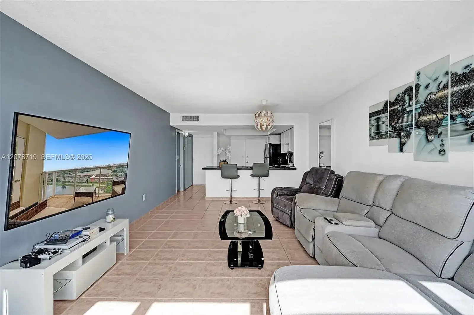 1351 NE Miami Gardens Dr # 1504E, Miami FL 33179 photo 4