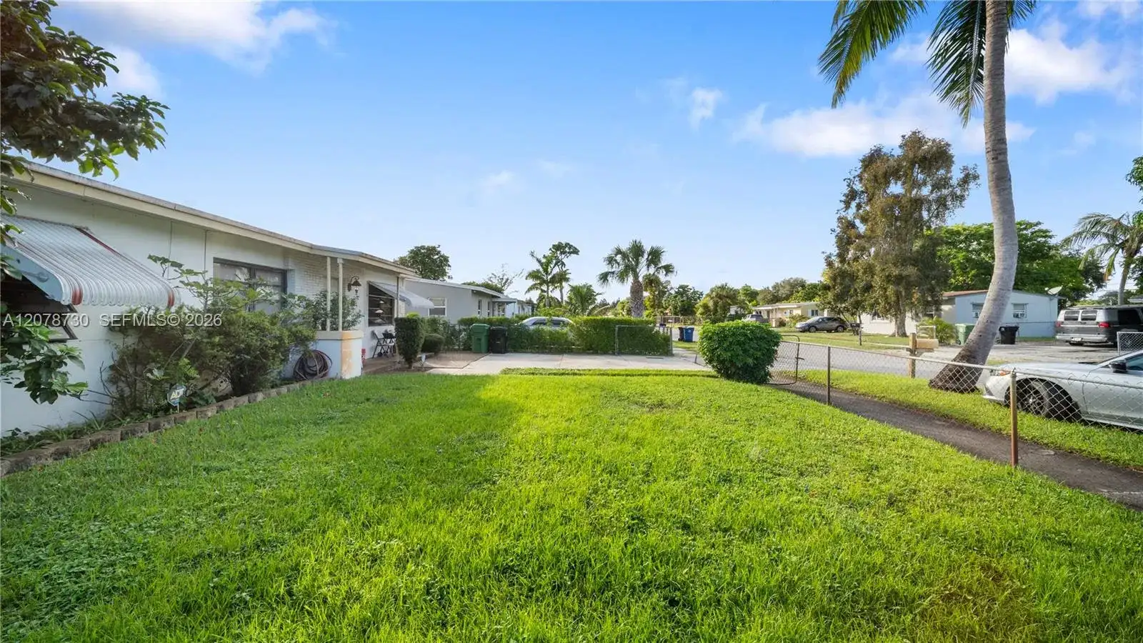 1038 NW 11th Ct, Fort Lauderdale FL 33311 photo 3
