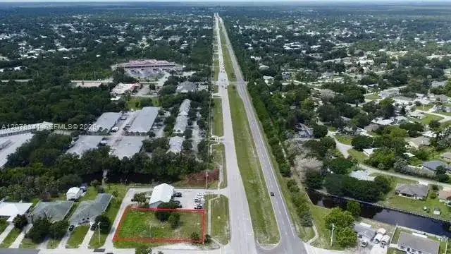 691 Sebastian Blvd, Sebastian FL 32958 photo 3