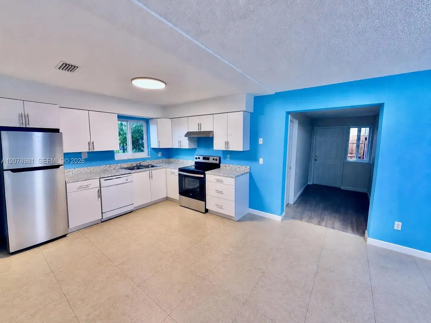 4940 SW 25th Ave, Dania Beach FL 33312 photo 3