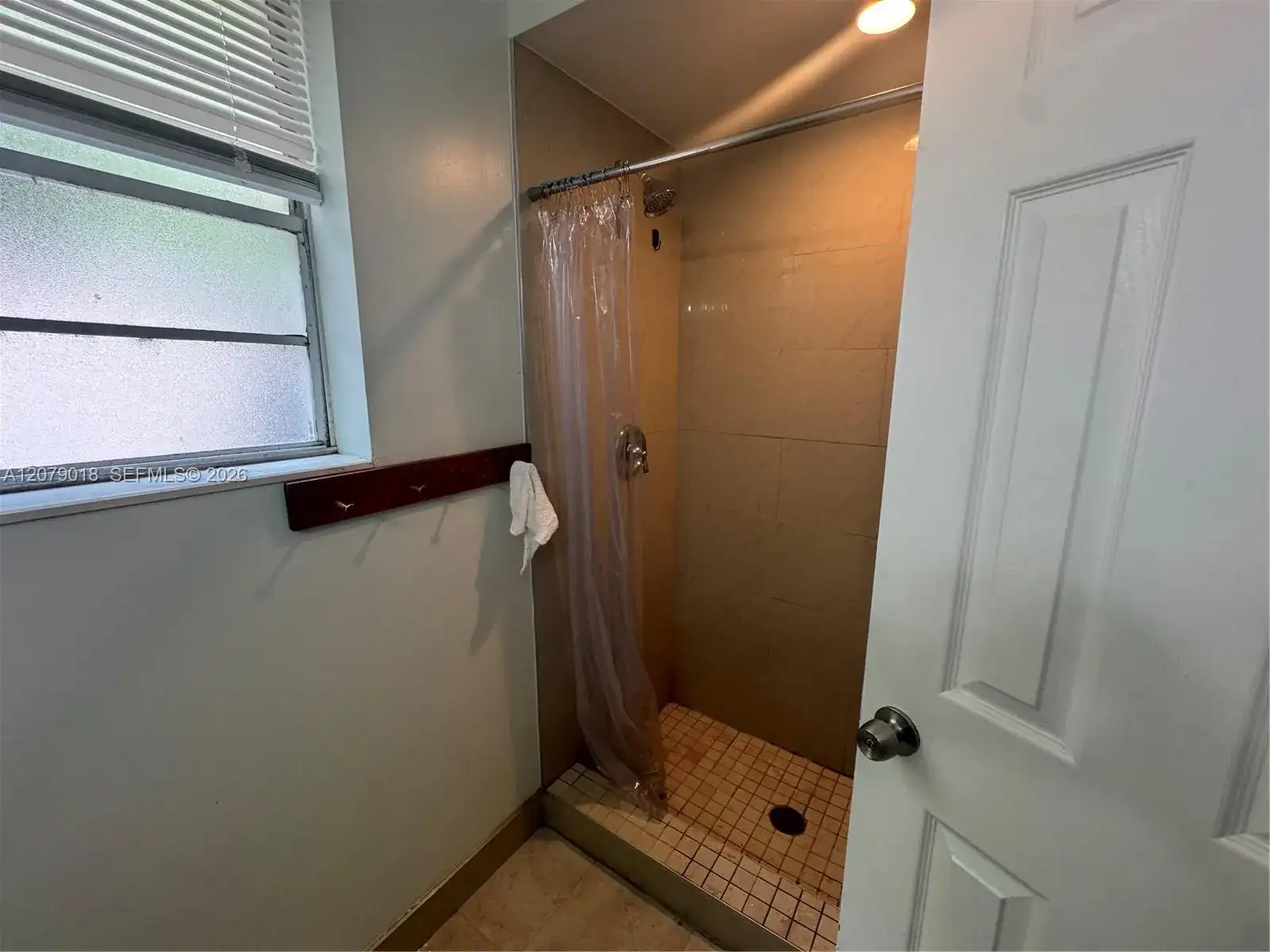 2463 Dewey St, Hollywood FL 33020 photo 5