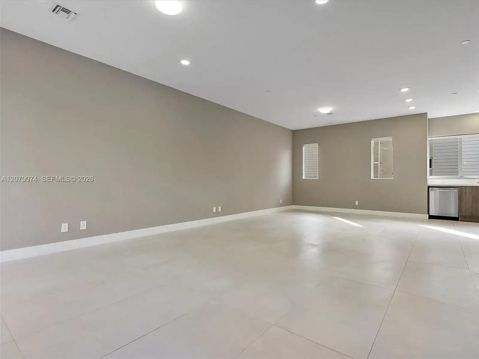 626 NE 12th Ave # 626, Fort Lauderdale FL 33304 photo 3