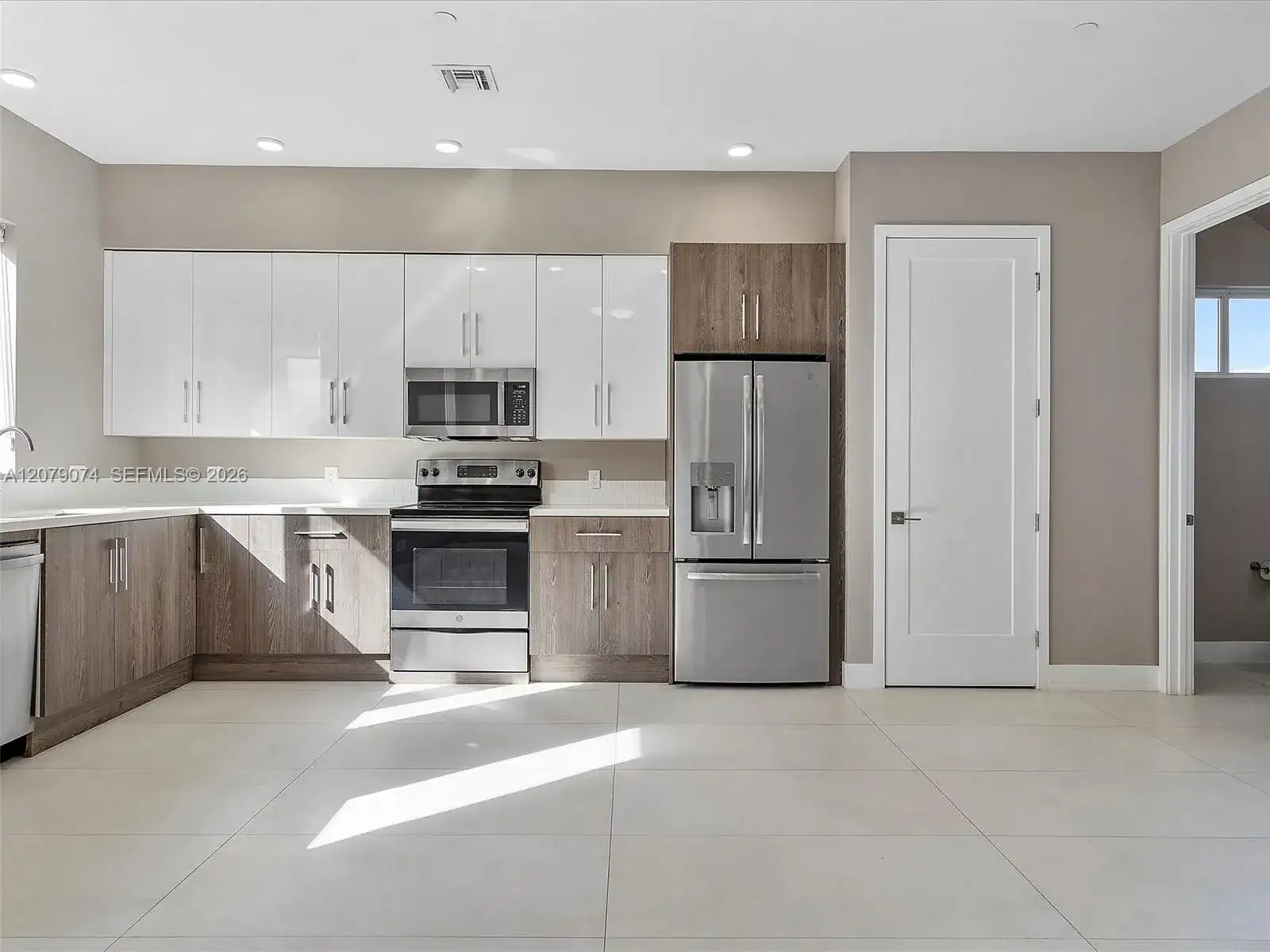 626 NE 12th Ave # 626, Fort Lauderdale FL 33304 photo 5
