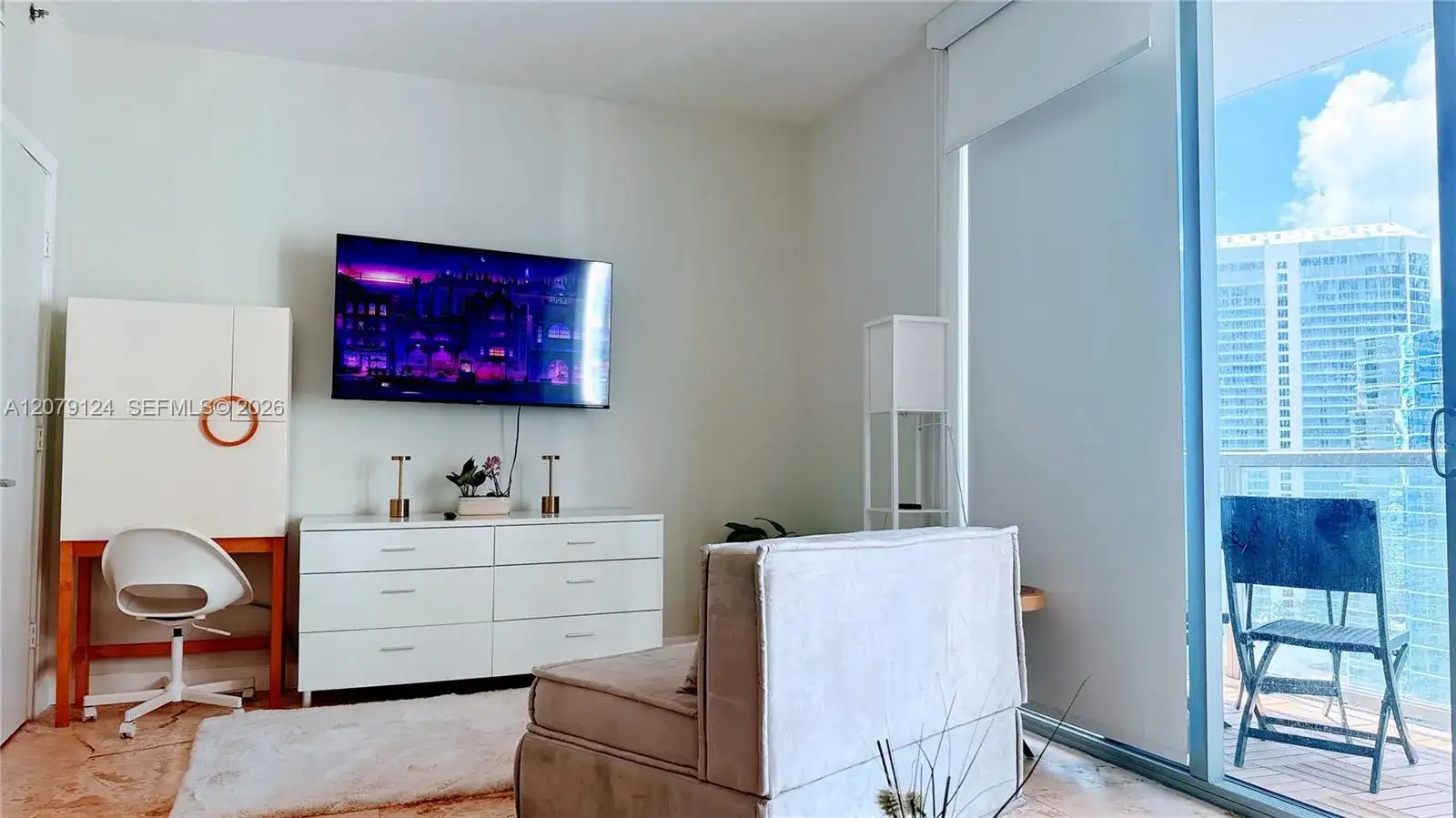 1060 Brickell Ave # 2709, Miami FL 33131 photo 2