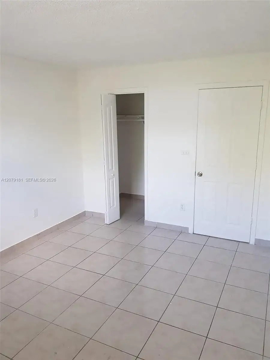 606 W 81st St # 314, Hialeah FL 33014 photo 4
