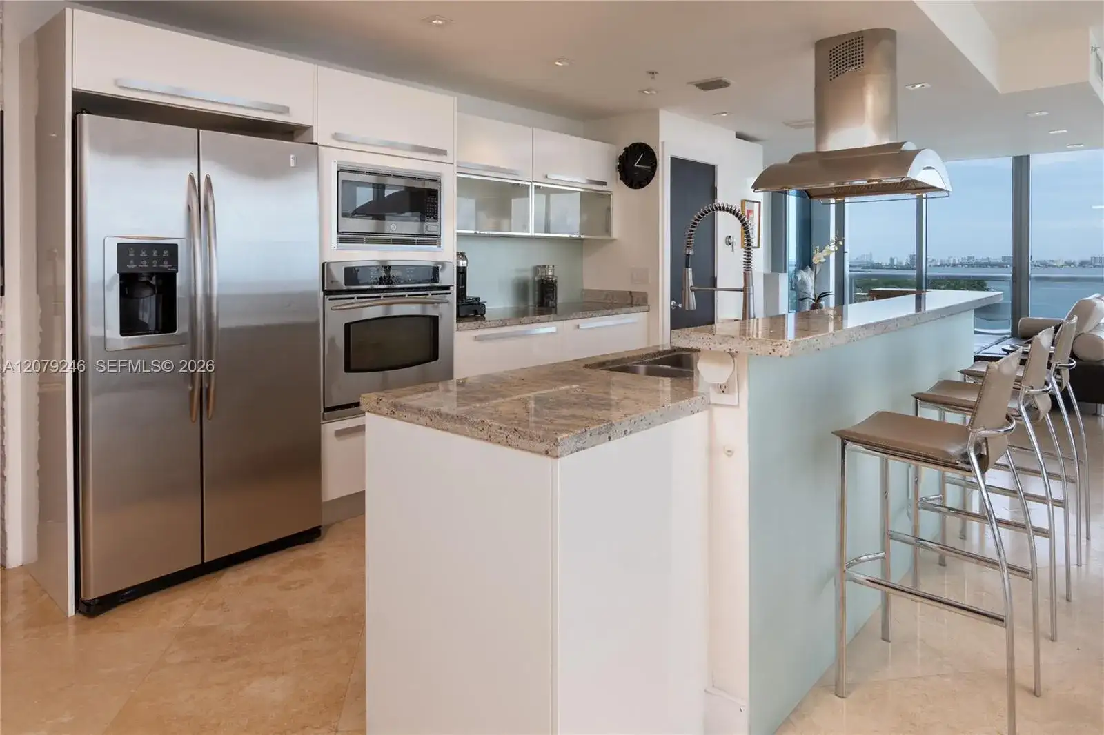 601 NE 36th St # 1412, Miami FL 33137 photo 3