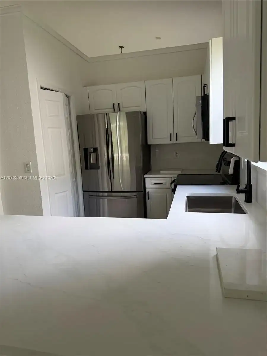 5040 SW 139th Ter, Miramar FL 33027 photo 4