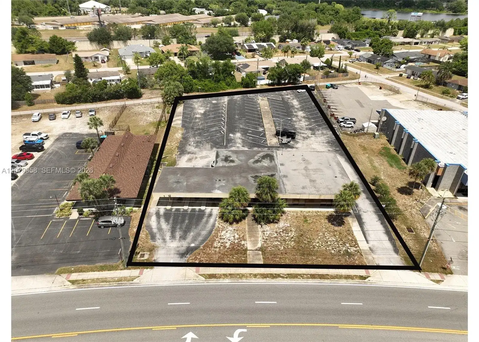 940 Delton Blvd, Deltona FL 32725 photo 4