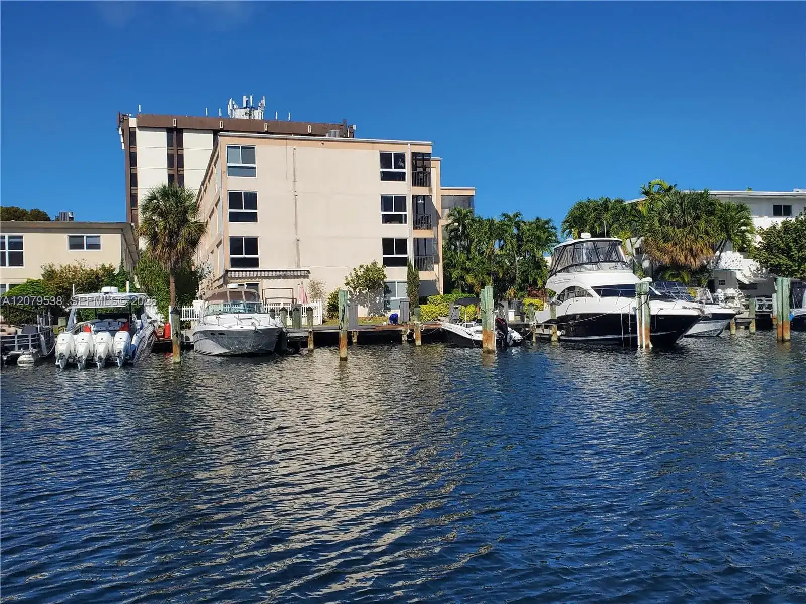 2420 Diana Dr # 203, Hallandale Beach FL 33009 photo 2