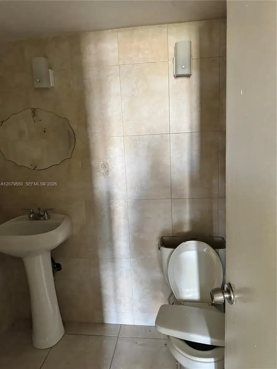 13390 NE 7th Ave # 214, North Miami FL 33161 photo 5
