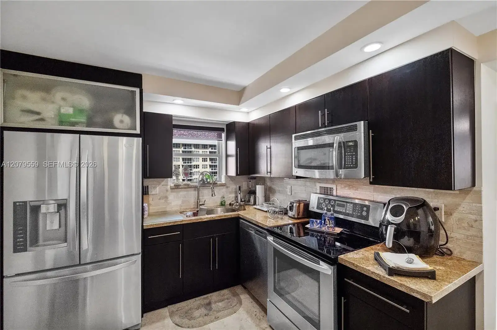5555 Collins Ave # 14B, Miami Beach FL 33140 photo 5