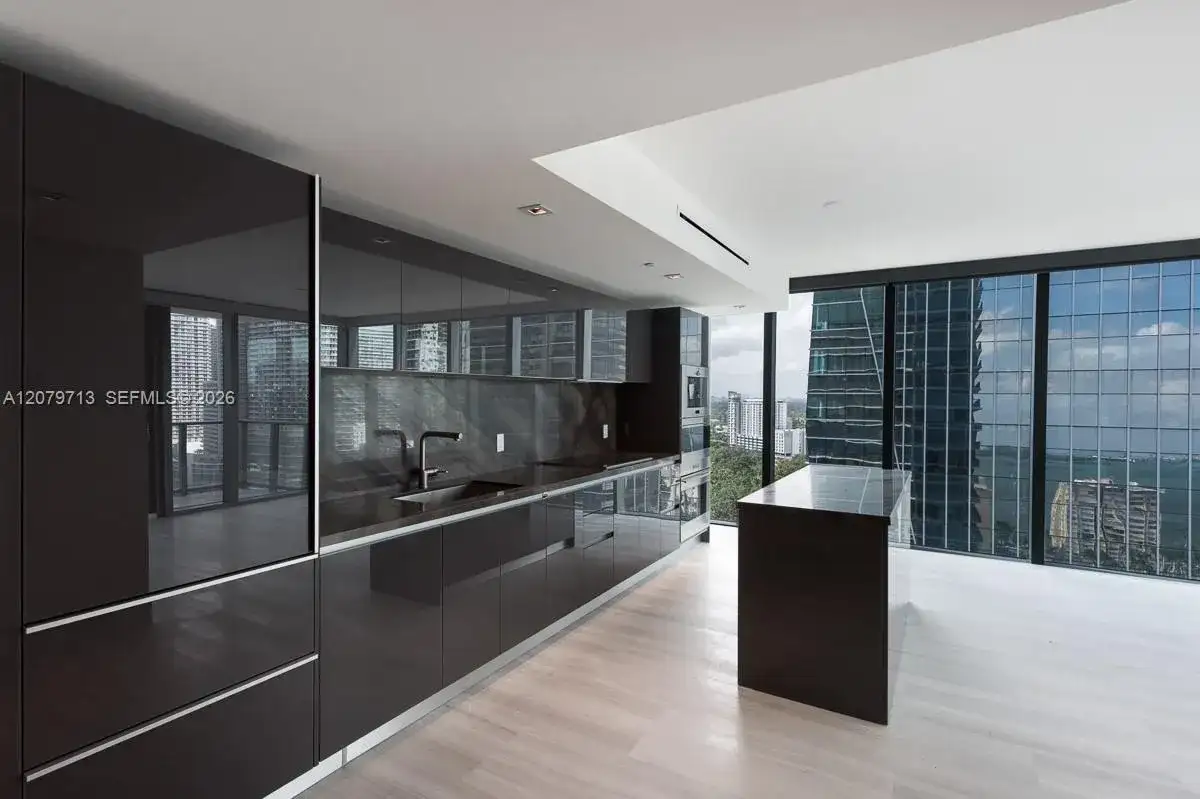 1451 Brickell Ave # 2206, Miami FL 33131 photo 5