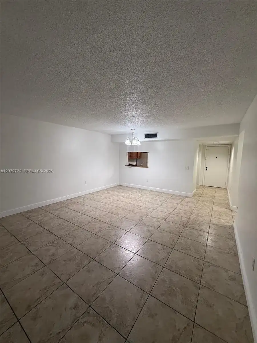 8415 SW 107th Ave # 119W, Miami FL 33173 photo 2