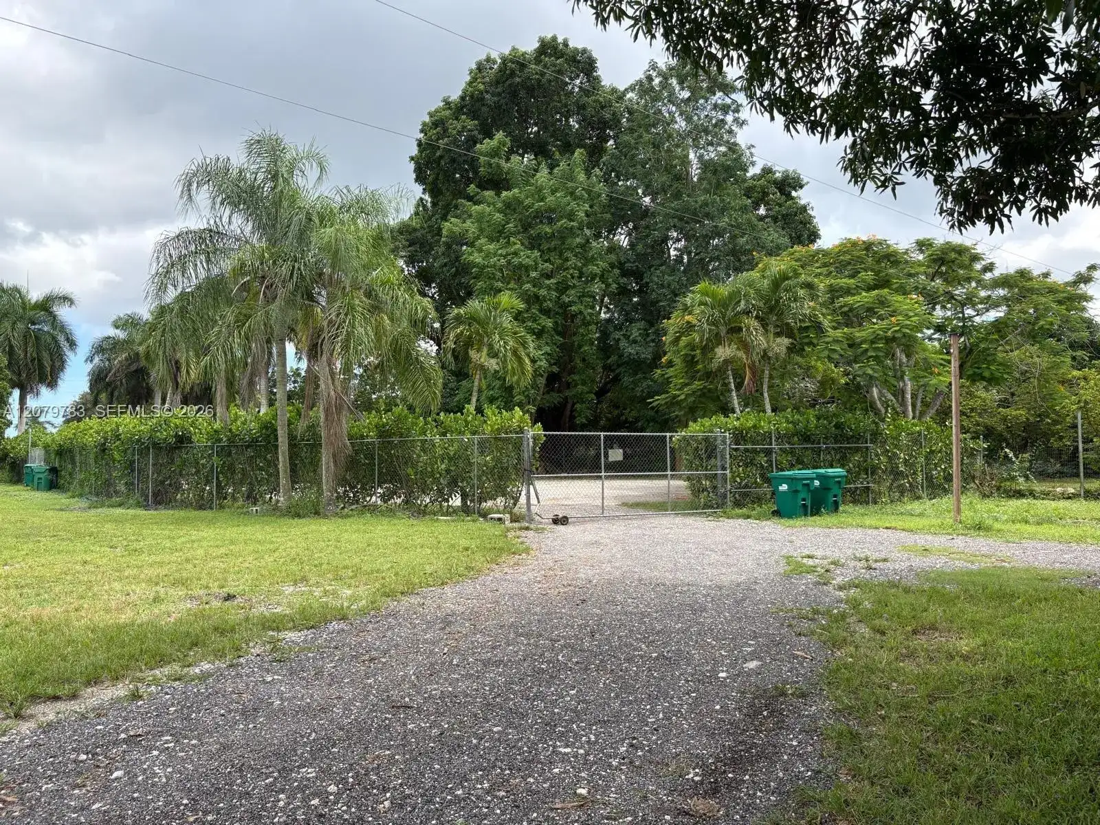 17725 SW 218th St, Miami FL 33170 photo 4