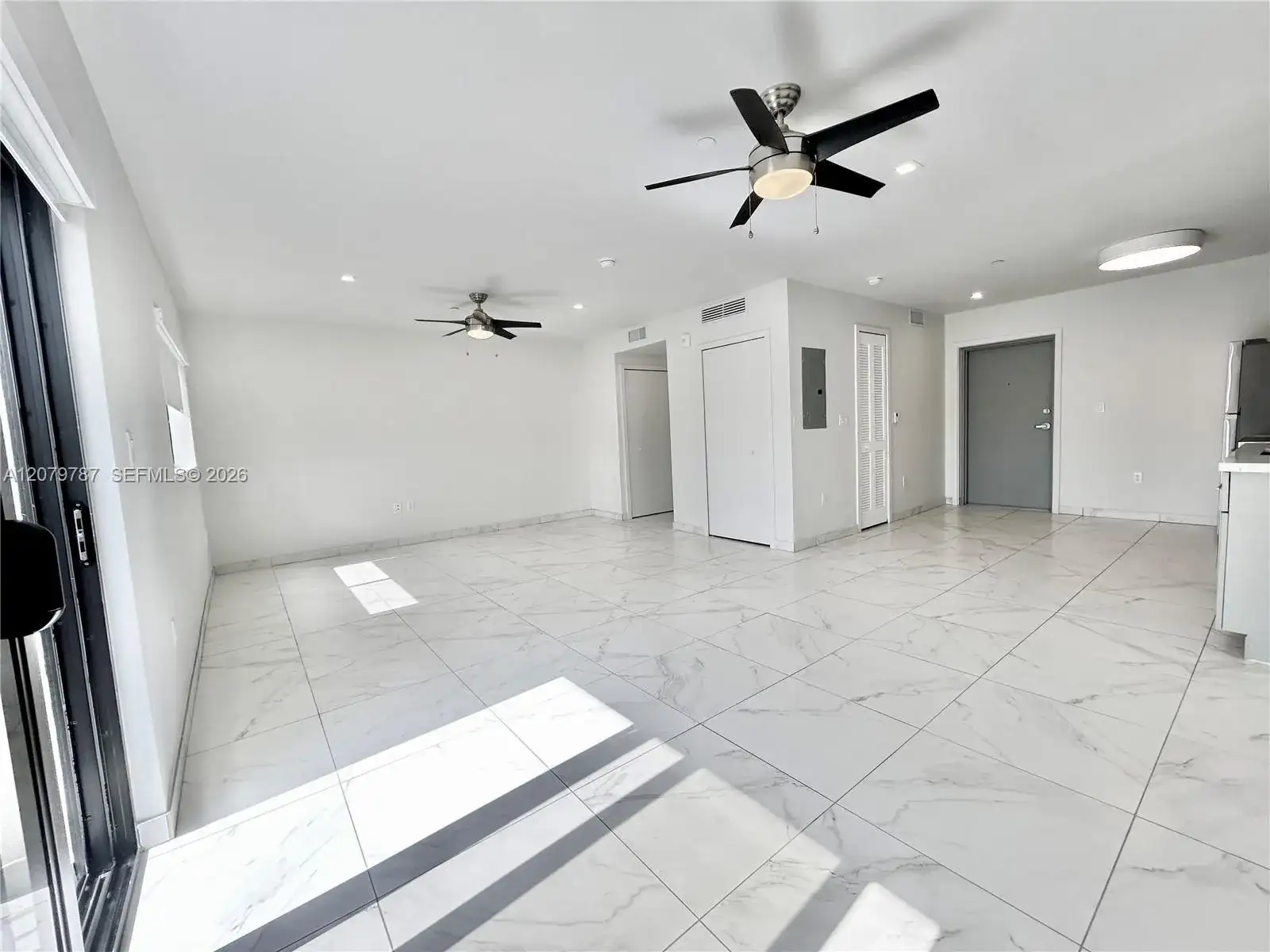 836 SW 2nd St # 404, Miami FL 33130 photo 5