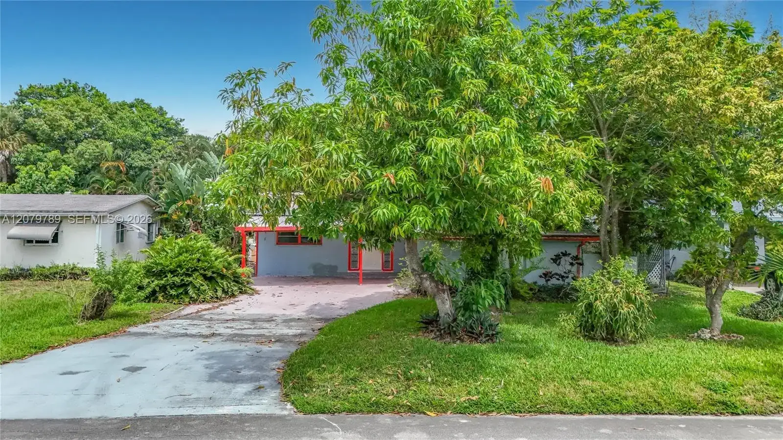 5661 Allen St, Hollywood FL 33021 photo 3
