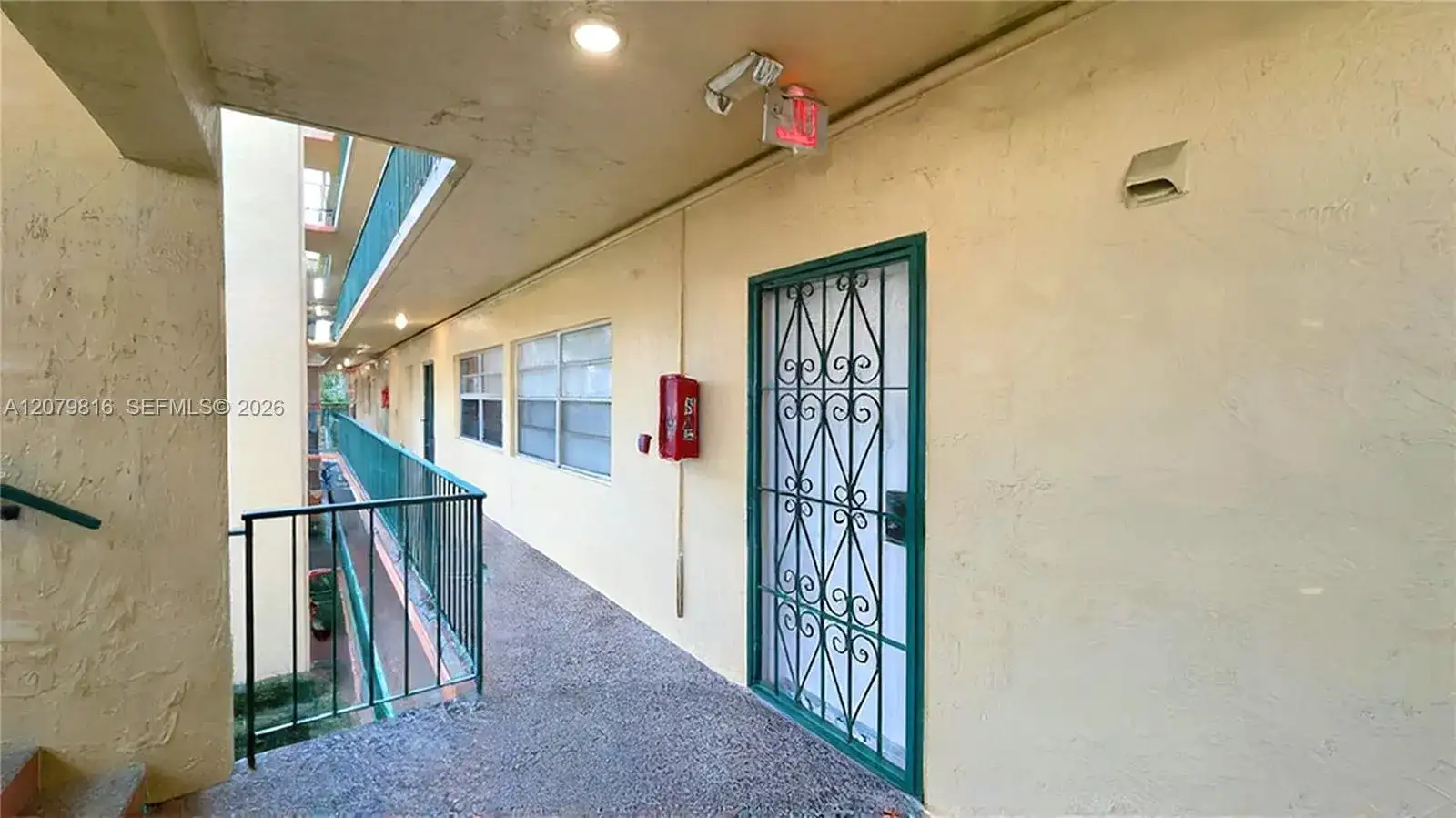 1975 W 44th Pl # A302, Hialeah FL 33012 photo 5