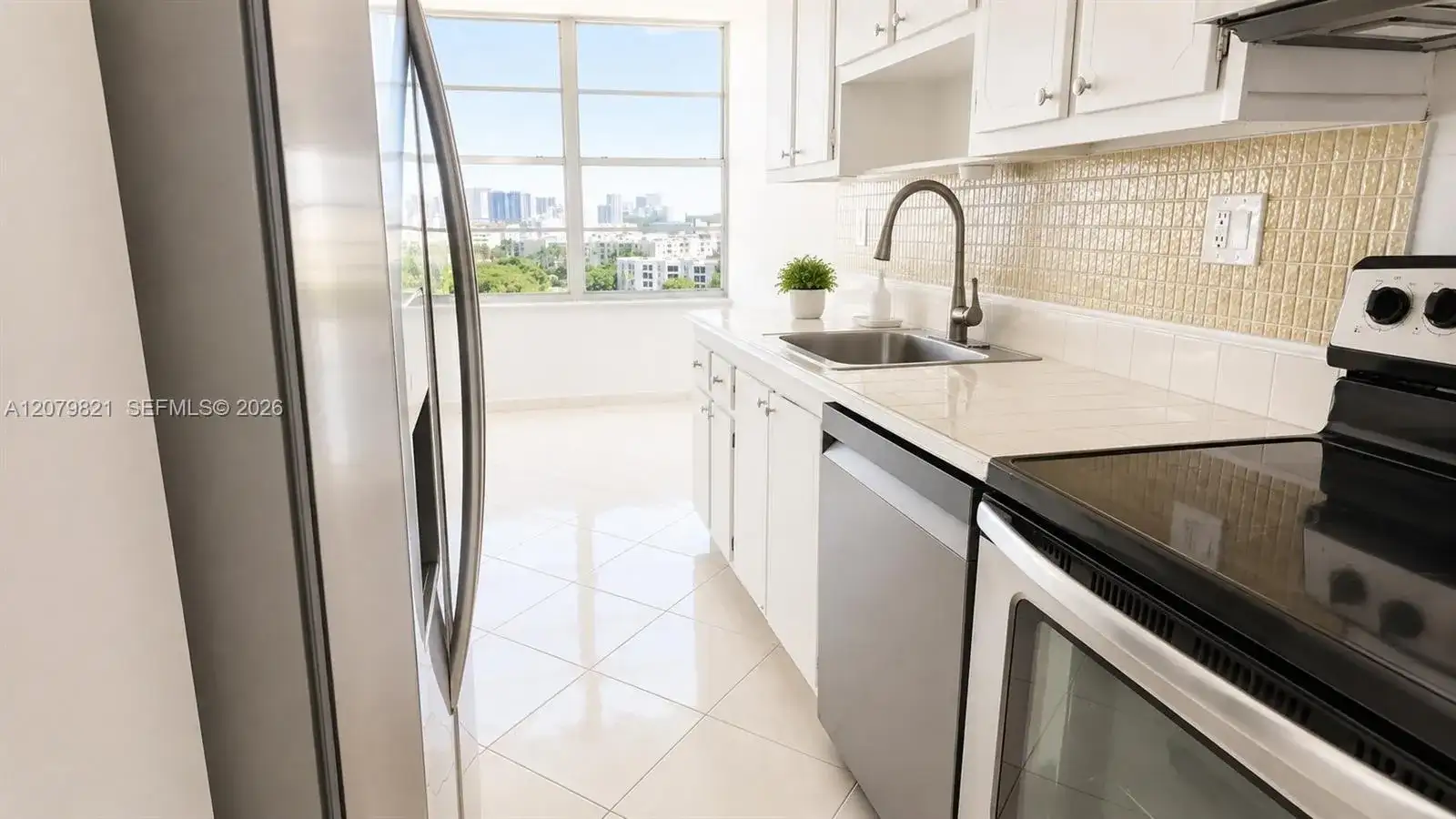 231 174th St # 1215, Sunny Isles Beach FL 33160 photo 4