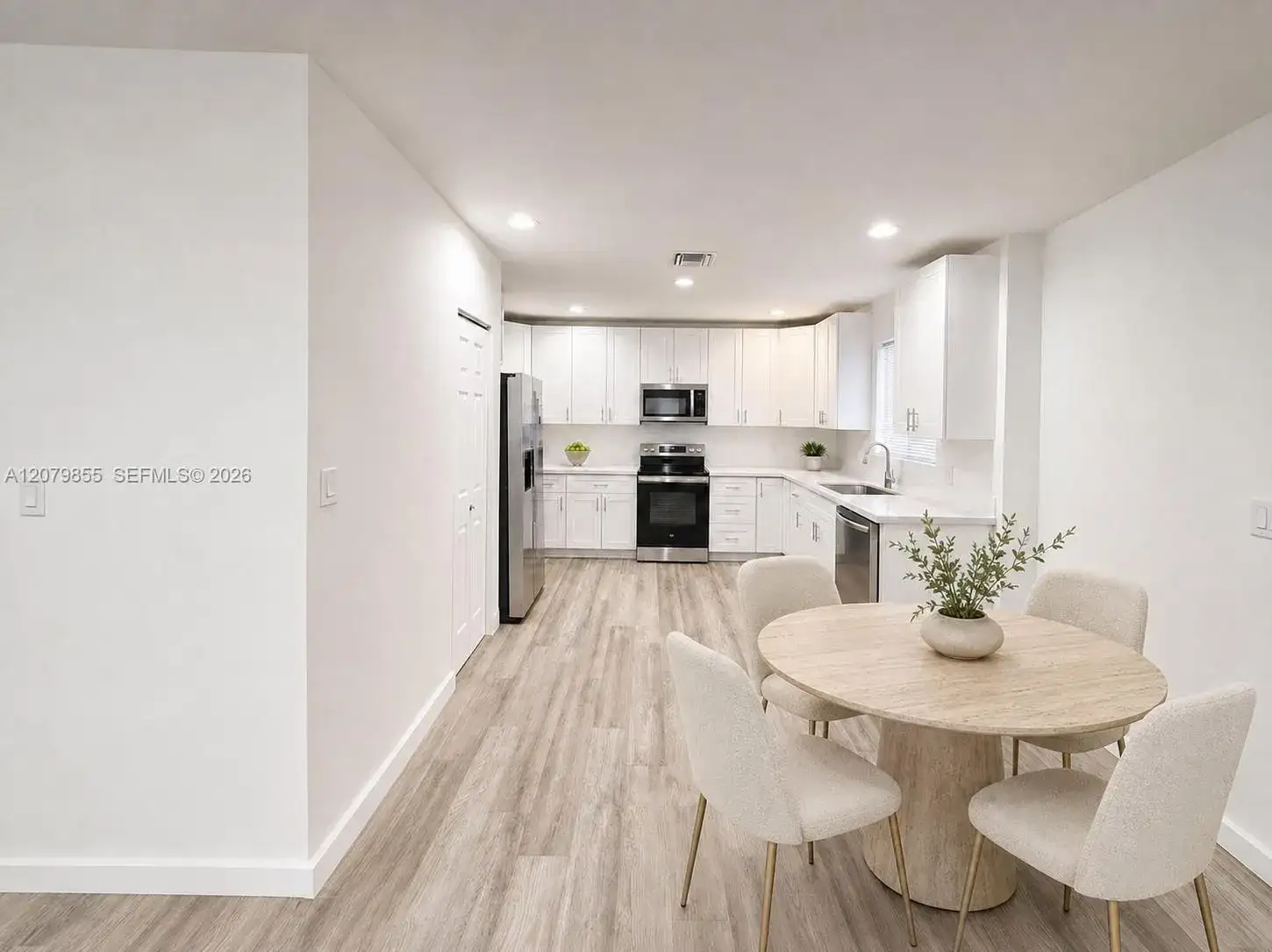 529 NW 16th Ave, Fort Lauderdale FL 33311 photo 5
