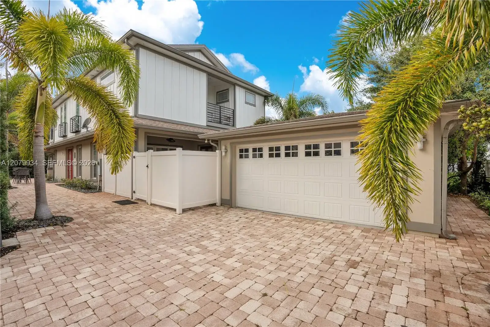 555 Peachtree Road, Orlando FL 32804 photo 3